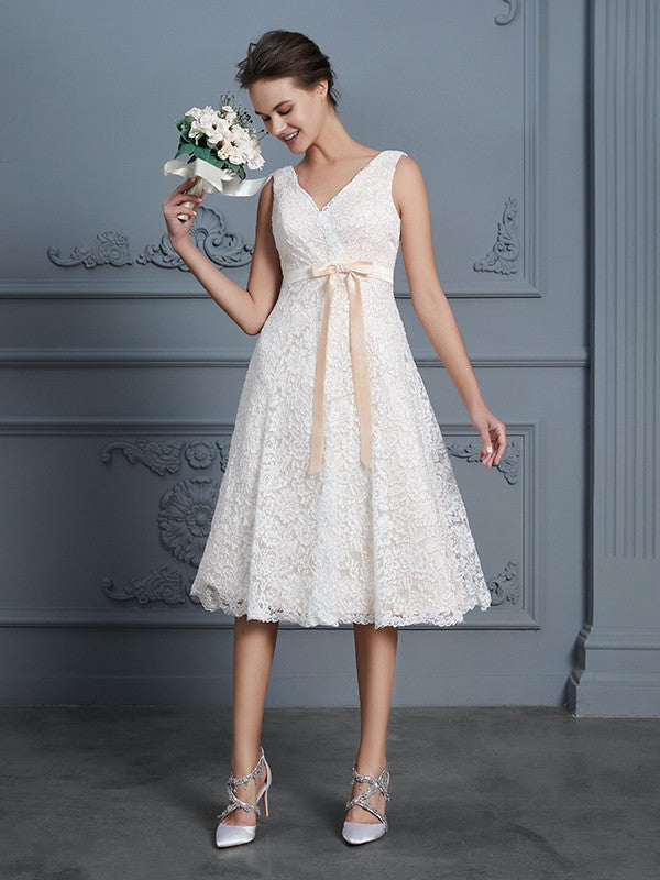 Wholesale A-Line/Princess V-neck Sleeveless Knee-Length Lace Bowknot Wedding Dresses